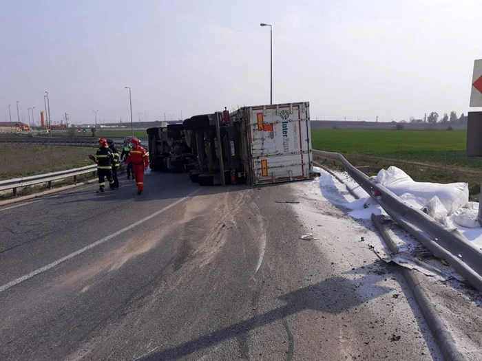 Circulaţia a fost blocată pe A2, la feteşti FOTO DRDP Constanţa