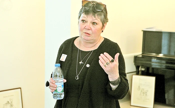 
    Anca Pandrea suferă  de insuficiență  cardiacă și  respiratorie  