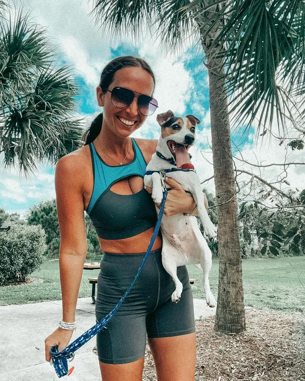 Danyelle vrea un bărbat care iubeşte animalele şi sportul. FOTO: INSTAGRAM