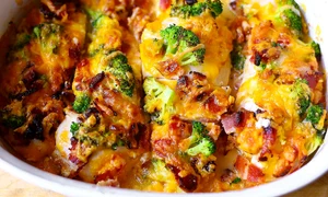 Piept de pui cu bacon si branza cheddar jpeg