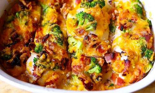 Piept de pui cu bacon si branza cheddar jpeg