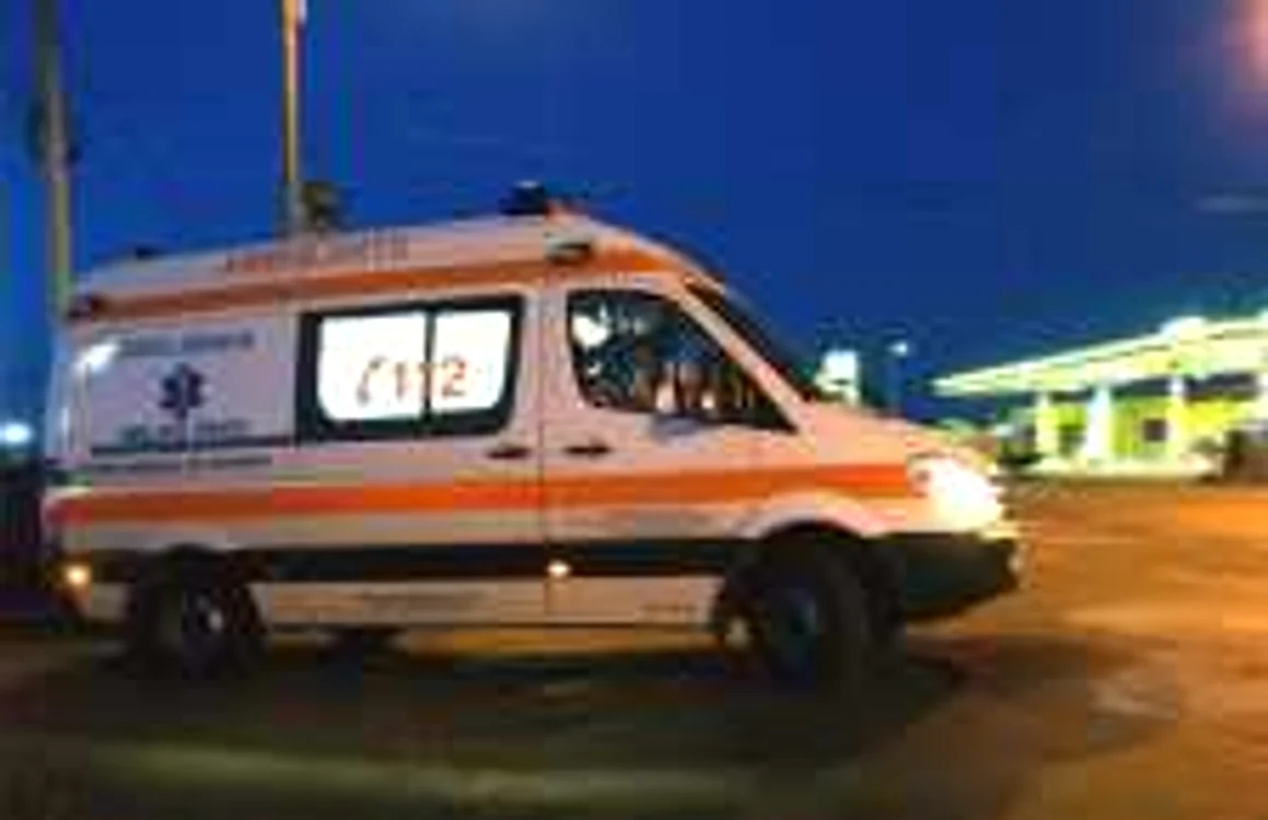 Copilul a fost transportat la spital pentru îngrijiri medicale (foto: Alex Policală) 