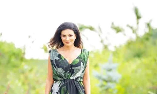 ioana ginghina jpeg