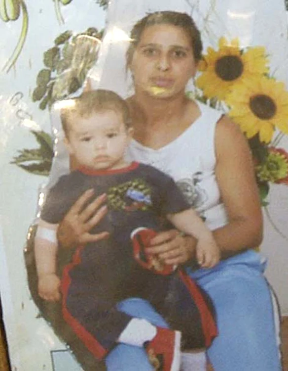 Maria a fost ucisă sub ochii mezinului ei