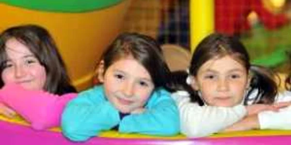 Micuţii din familiile cu venituri mici ar putea beneficia de asistenţă într-un nou centru de zi