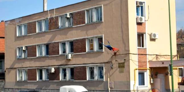 Sediul Protecţiei Copilului a fost luat la purecat de anchetatoriFOTOlooms.ro
