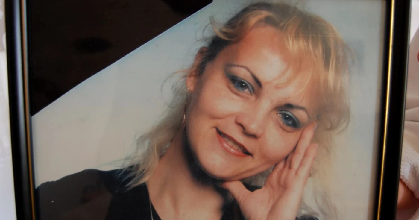 Alin Păunescu vrea să afle cauza care a determinat moartea mamei sale