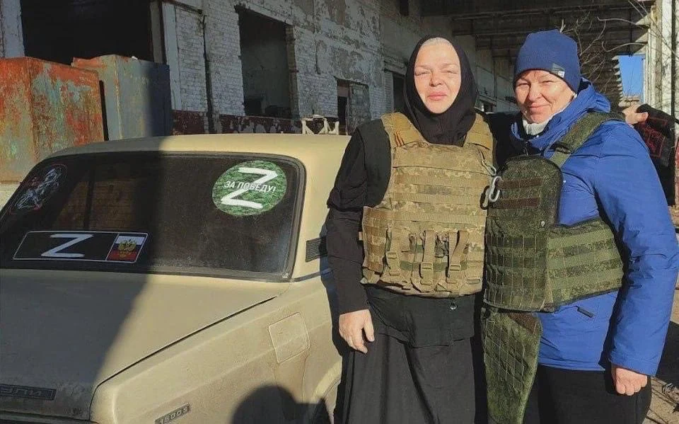 „Călugărițele Z ale lui Putin”. Cum ar fi infiltrat Rusia bisericile din Suedia într-un război cinic de propagandă