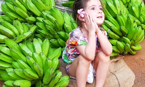 Amalia Enache are o fetiță adorabilă jpeg