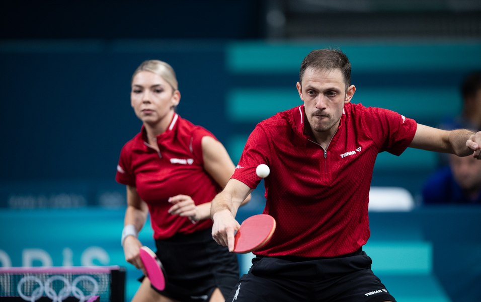 Tenis de masă: Ovidiu Ionescu şi Bernadette Szocs s-au oprit în sferturi la dublu mixt