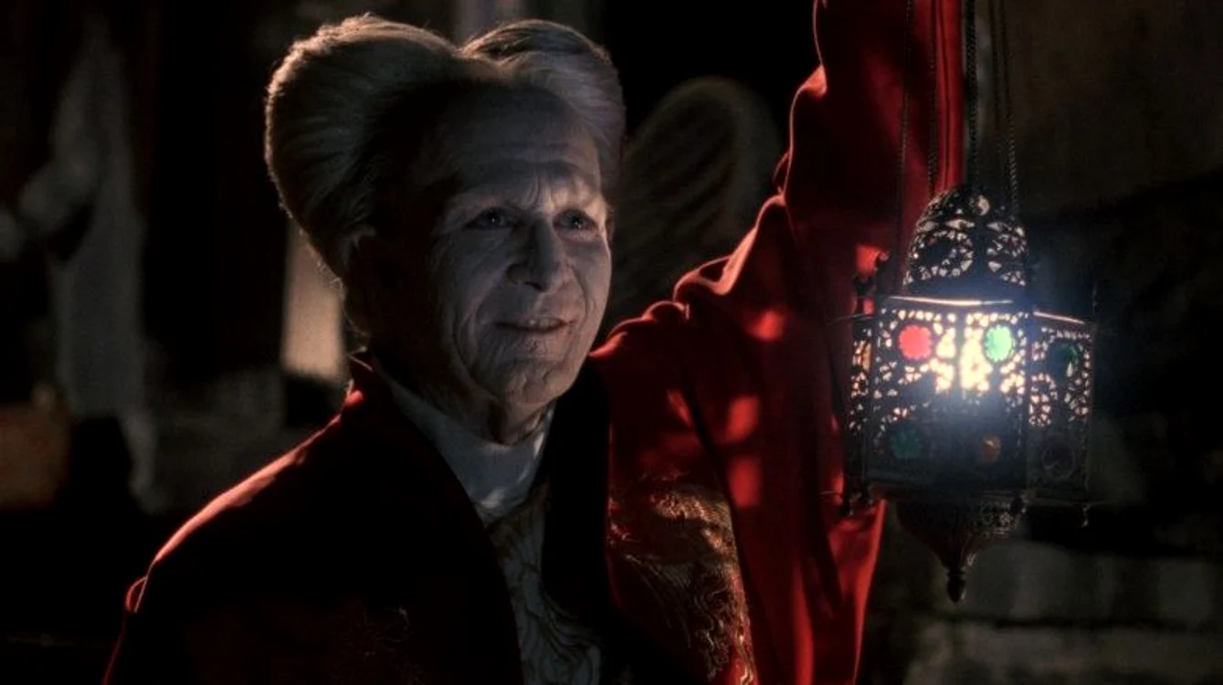 Actorul Gary Oldman în filmul ”Dracula” FOTO Printerest