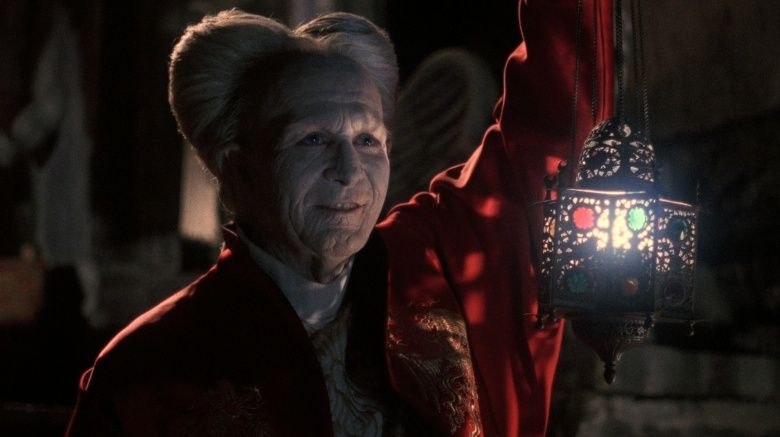 Cine se teme de Dracula? Unul dintre cele mai cunoscute mituri moderne nu este exploatat indeajuns de Romania Cine se teme de Dracula? Unul dintre cele mai cunoscute mituri moderne nu este exploatat indeajuns de Romania