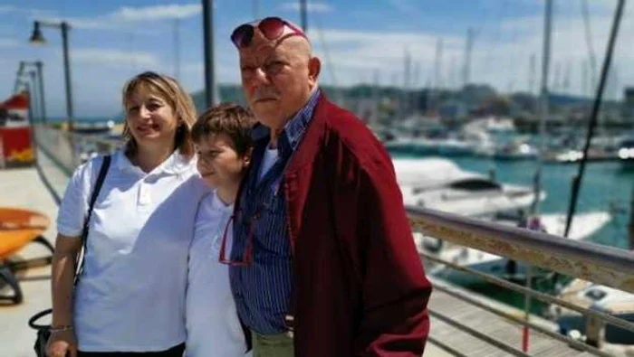 Cesare, alături de familia sa FOTO: Arhivă personală