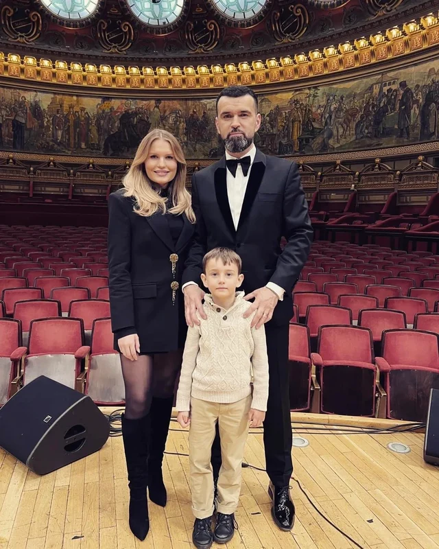 Fiul său face numai boacăne dar el mai vrea încă 3 copii!