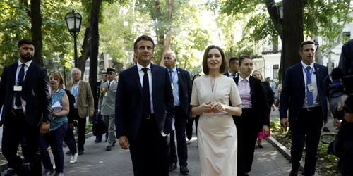 Maia Sandu si Emmanuel Macron FOTO AFP 