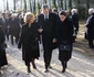 Regina Sofia a Spaniei, alături de fiul său, Regele Felipe, şi de nora sa, Regina Letizia, la înmormântarea fratelui său, Regele Constantin al II-ea al Grecieielui sau, regele Constantin al II lea al Greciei