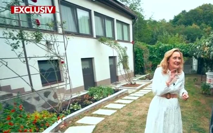 Elena Lasconi și-a prezentat casa din Câmpulung Muscel FOTO: captură video