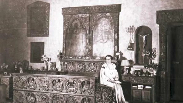 Expoziţia "Casele de vis ale Reginei Maria Palatul Cotroceni" jpeg