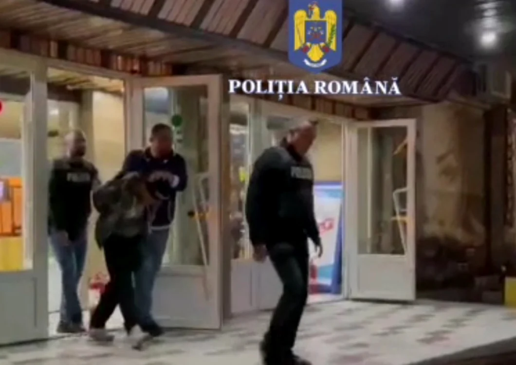 Tânărul a fost reţinut pentru 24 de ore Foto: Poliţia Gorj