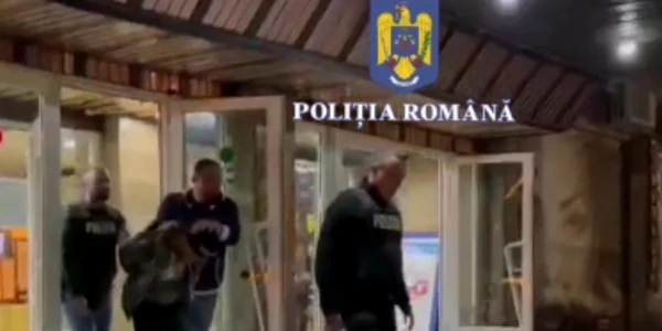 tânar retinut