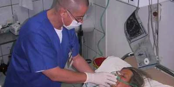 Îngrijiri medicale (Foto Arhivă)
