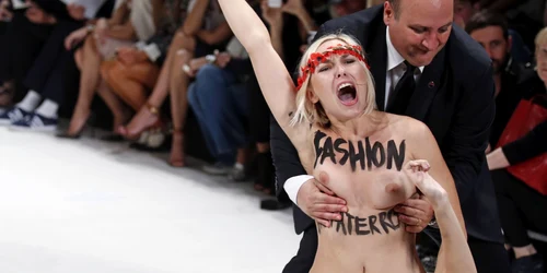 femen prezentare paris foto reuters