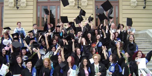 Cei mai bravi studenți vor avea anul acesta mai mulți bani de buzunar