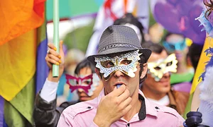 minoritati9 acasa 6  timp l jpeg