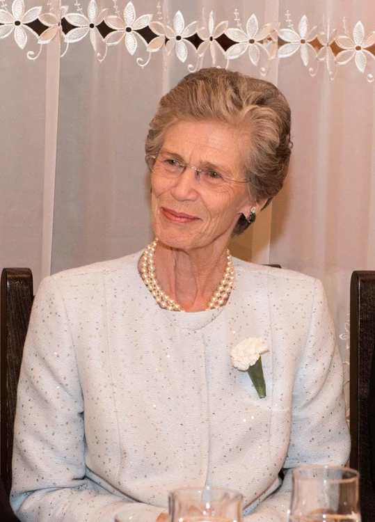 1 arhiducesa maria a austriei fiica principesei ileana a romaniei 1 jpg jpeg