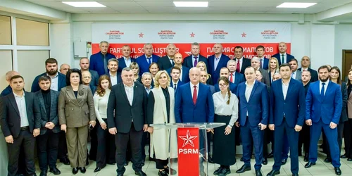 Igor Dodon socialisti FOTO Facebook jpg