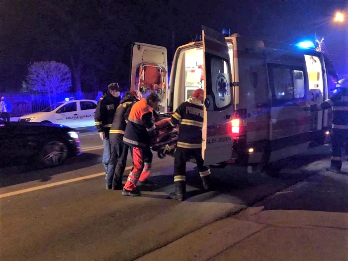 Victima a fost transportată la spital