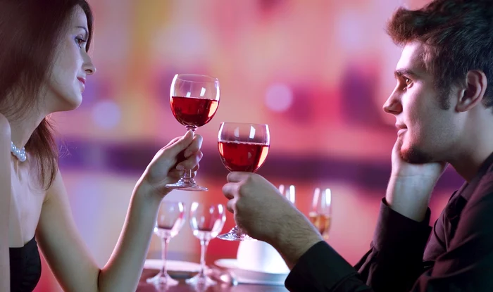 Vinul roșu este una dintre cele mai bune băuturi care îţi fac poftă de sexfoto: 123RF