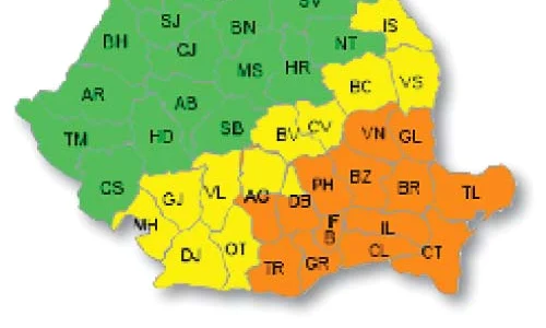 Maria Solzea a făcut  provizii serioase  Nu ştie  când va putea ajunge din  nou la magazinul din sat jpeg