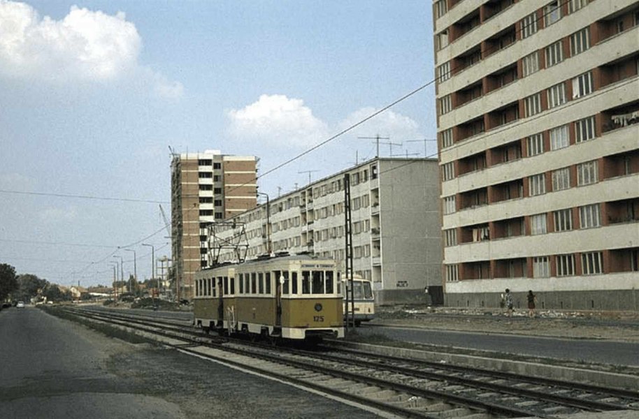 Cum arăta bulevardul reabilitat cu 22 milioane euro. Fotografii vechi, premiate cu abonamente și bilete de tramvai FOTO