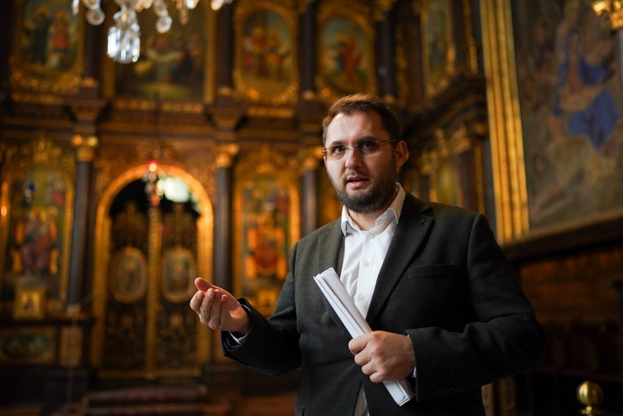 Preot stabilit în Austria, despre Călin Georgescu „A locuit în Viena fără să fi trecut o dată pragul vreunei comunități de creștini ortodocși”