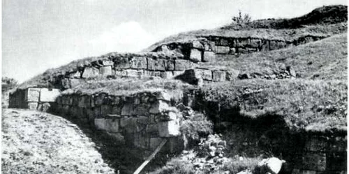 cetati dacice foto buletinul monumentelor istorice 1971