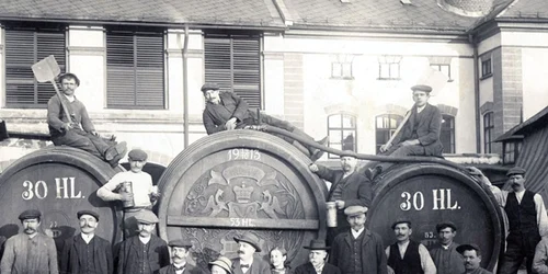 Fabrica de bere Ploll din Galaţi acum un secol FOTO Muzeul de Istorie Galaţi