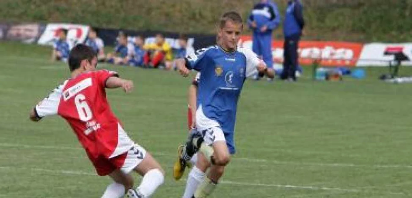 Constanţa: Juniorii Academiei „Gheorghe Hagi“ susţin un meci amical la Tulcea