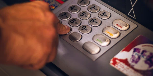 bancomat pexels jpg