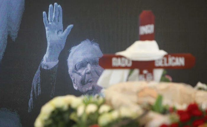 Radu Beligan a avut în sicriu și două iconițe