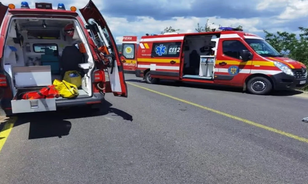 Plan Roșu de Intervenție după un accident cu patru mașini pe DN1. 15 persoane implicate