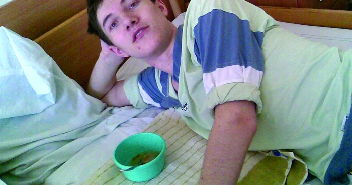 Ioan Gajac nu poate nici măcar să mănânce singur