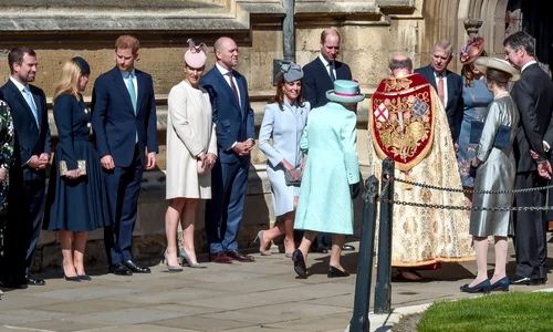 2 regina elisabeta kate plecaciune jpg jpeg