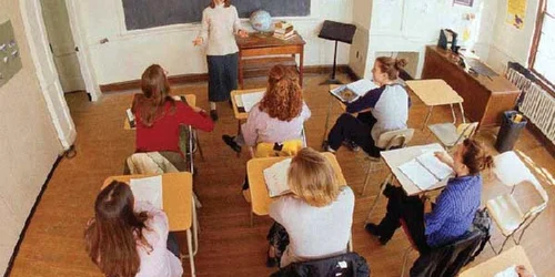 Profesorii cu care Piteștiul se mândreşte