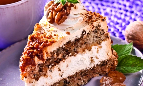 tort caramel nuci jpeg