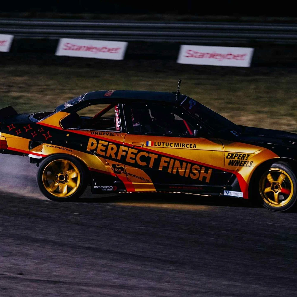 Marea finală a Campionatului Național de Drift, în acest weekend, pe un circuit urban la Ploiești