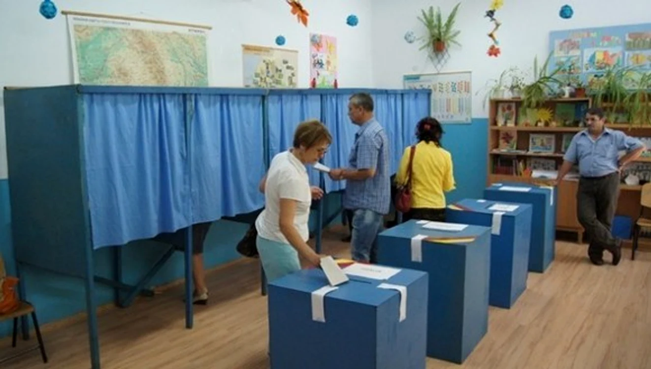 
    Românii își vor vota primarii în toamnă  