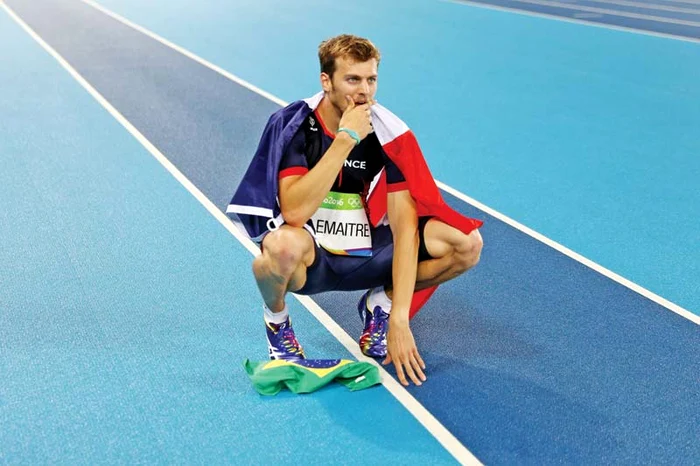 
    Gestul, marcă  înregistrată  a jamaicanului,  nu va mai fi văzut  la nici o Olimpiadă  