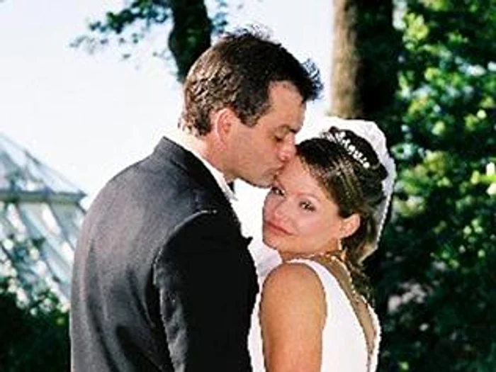 
    Paul şi Danica Weeks la nunta lor (Facebook)  