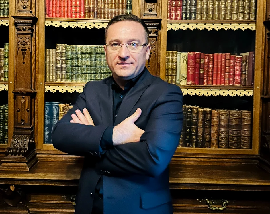 Bogdan Bucur 